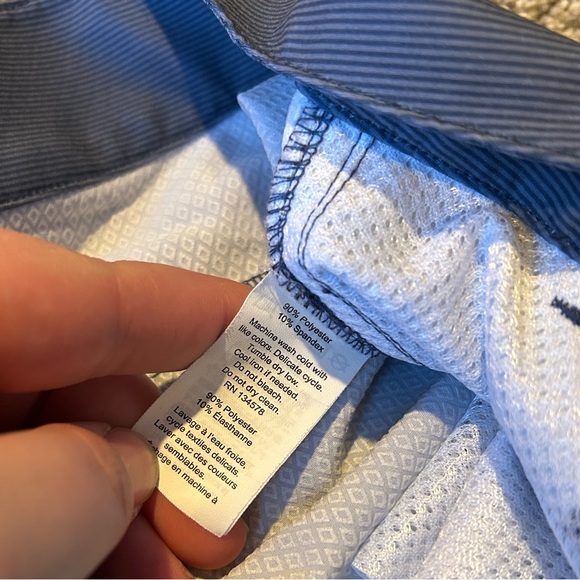 Vineyard Vines Swim Trunks Size 34 - Picture 5 of 9